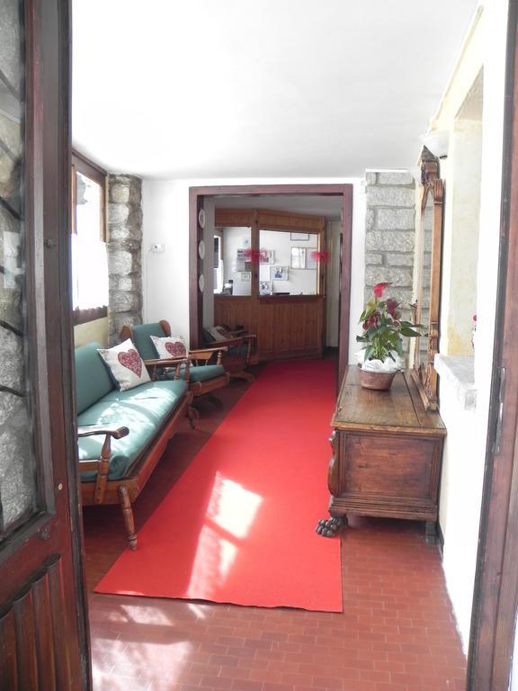 Hotel Nuovo Pecetto Macugnaga Exteriör bild